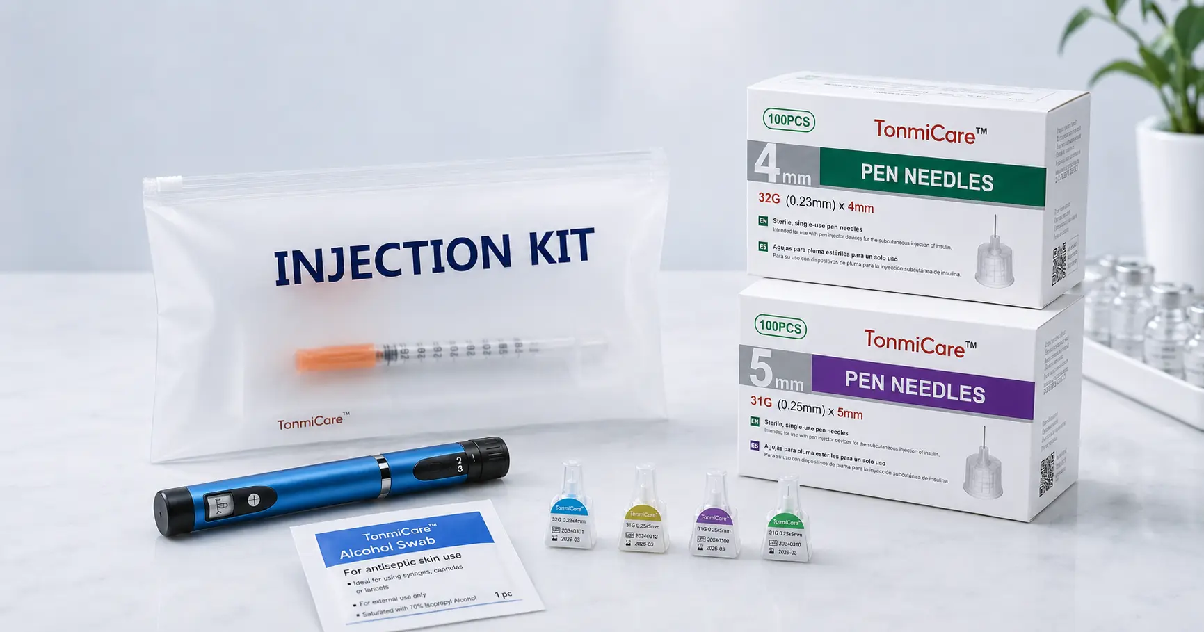 TonmiCare U-100 insulin syringe SKU comparison showing 1 mL capacity, needle gauge and needle length options